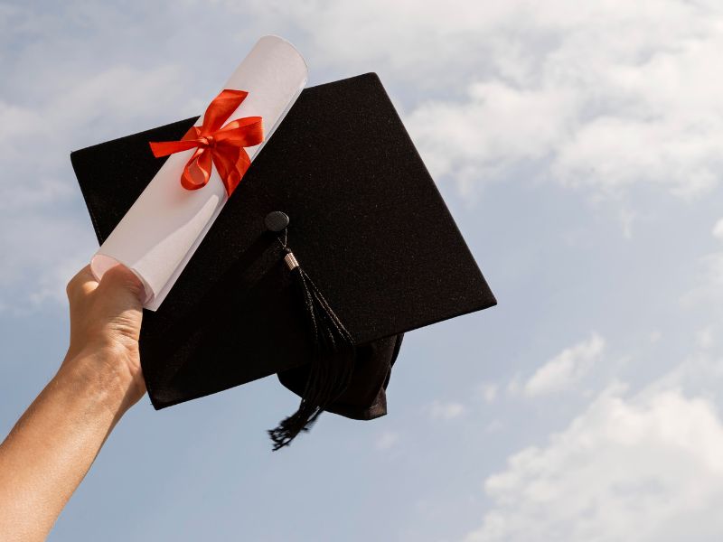 Chương trình cử nhân bồi dưỡng kiến thức và rèn luyện kỹ năng cho sinh viên