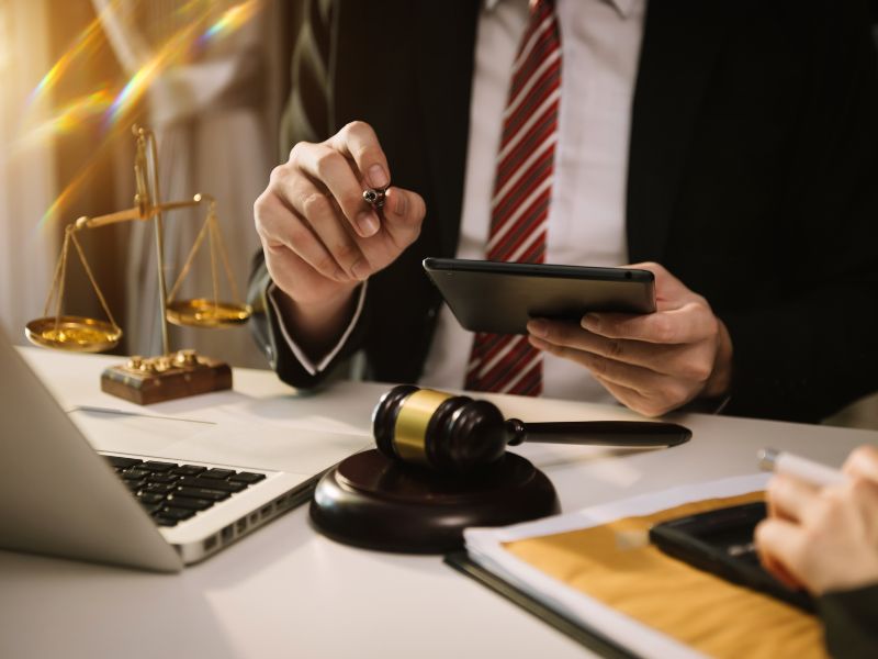 Nhu cầu nhân lực ngành Luật tăng đáng kể khi nền kinh tế mở cửa Nhu cầu nhân lực ngành Luật tăng đáng kể khi nền kinh tế mở cửa