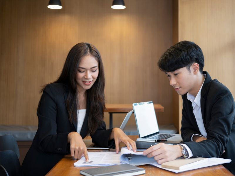 Học Quản trị Kinh doanh thực tập ở đâu?