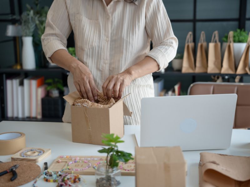 Dự báo xu hướng phát triển của ngành Thương mại điện tử trong những năm tới Dự báo xu hướng phát triển của ngành Thương mại điện tử trong những năm tới