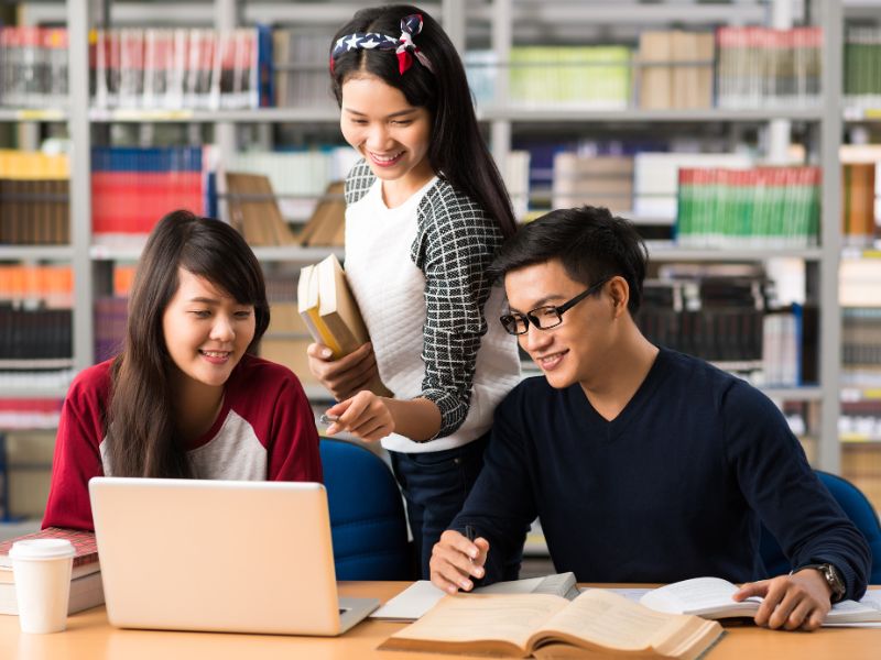 Văn bằng 2 Thương mại điện tử hướng tới mục tiêu ‘học để làm”