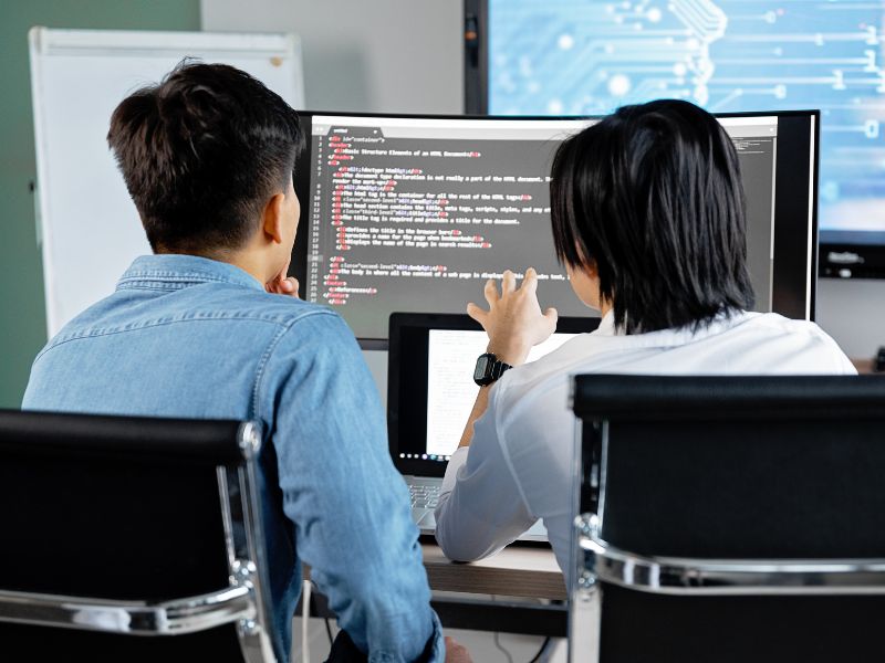 Học Công nghệ thông tin không hề khó nếu có sự kiên trì và phương pháp học đúng