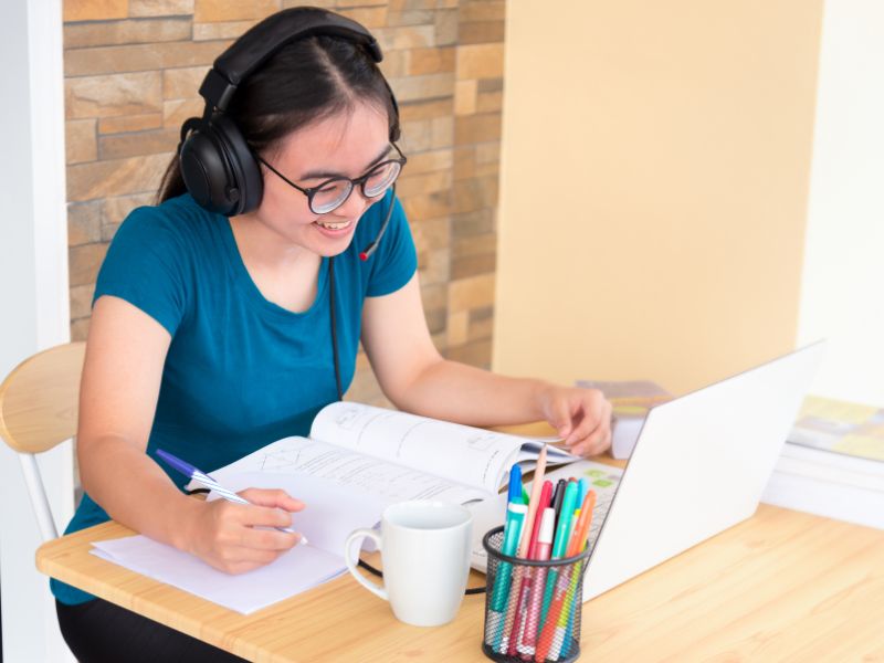 Đại học từ xa có bằng chính quy không? Tìm hiểu chi tiết