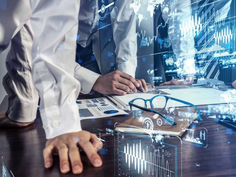 Học Công nghệ thông tin ra làm gì? Cơ hội nghề nghiệp rộng mở