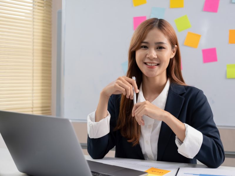 Nếu có định hướng rõ ràng ngay từ đầu và chịu khó học hỏi, cơ hội việc làm luôn sẵn sàng cho những ai theo học ngành Quản trị kinh doanh Nếu có định hướng rõ ràng ngay từ đầu và chịu khó học hỏi, cơ hội việc làm luôn sẵn sàng cho những ai theo học ngành Quản trị kinh doanh