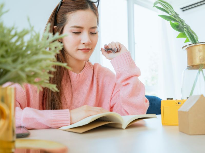 Học từ xa có cần lên trường không? Giải đáp chi tiết