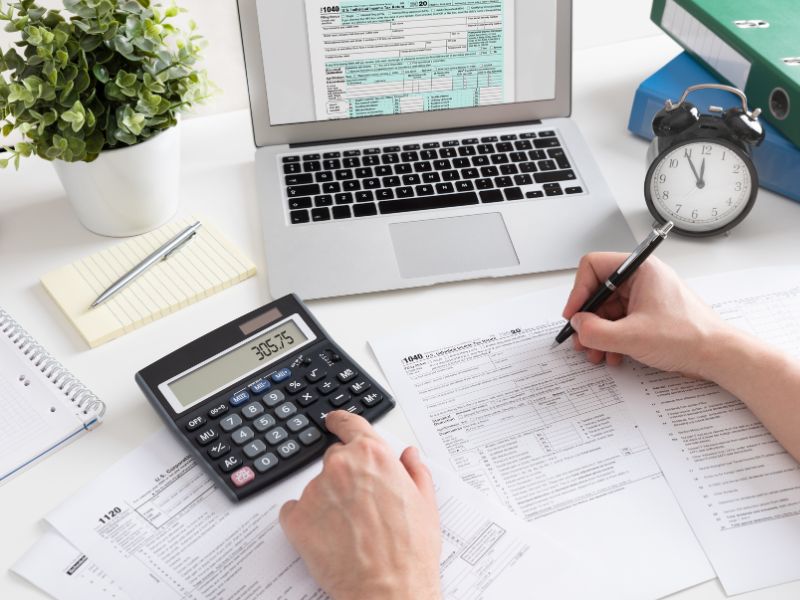 Ngành học đại học từ xa hot 2025: Kế toán là ngành có tính ổn định cao, nhu cầu nhân lực lớn