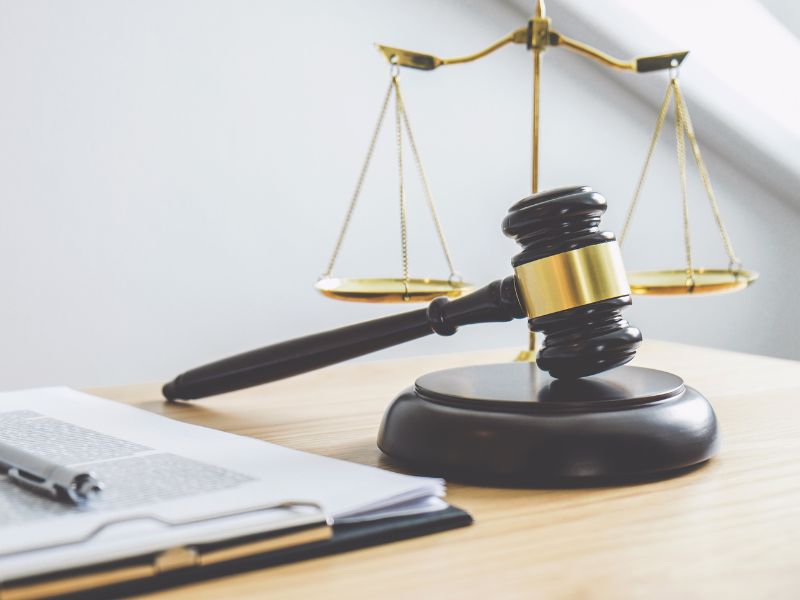 Ngành Luật Kinh tế là sự lựa chọn đáng cân nhắc trong thời buổi kinh tế phát triển hiện nay