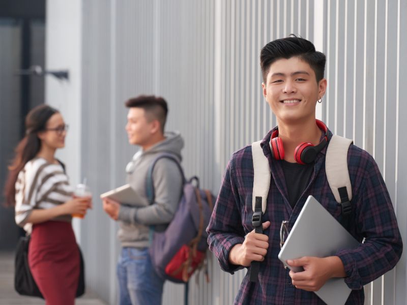 Ngành Quàn trị Kinh doanh học khối nào? Những tổ hợp môn xét tuyển ngành Quản trị kinh doanh phổ biến nhất