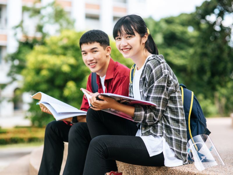 Quản trị kinh doanh cần học những môn gì? Các môn học giúp sinh viên có tư duy quản trị toàn diện và vận hành doanh nghiệp hiệu quả