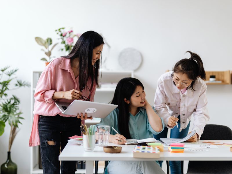 Sinh viên tốt nghiệp đại học từ xa hoàn toàn có thể sở hữu mức lương như sinh viên chính quy