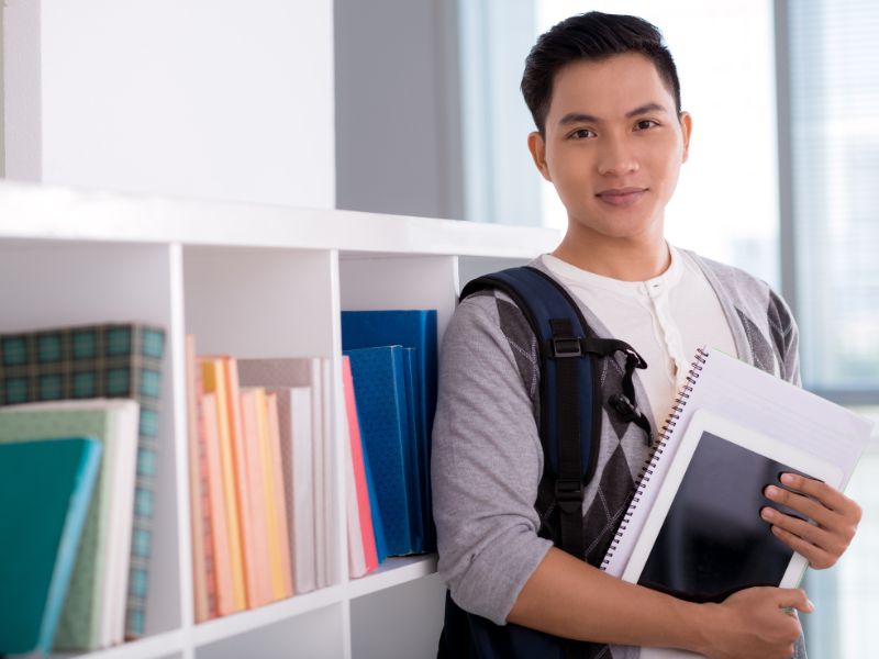 Các trường đào tạo Quản trị Kinh doanh ở TPHCM uy tín 2026