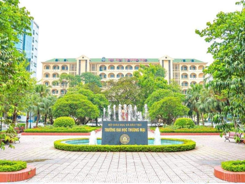 Đại học Thương mại (TMU) là trường có thế mạnh truyền thống trong đào tạo về kinh tế, marketing, thương mại và quản trị doanh nghiệp Đại học Thương mại (TMU) là trường có thế mạnh truyền thống trong đào tạo về kinh tế, marketing, thương mại và quản trị doanh nghiệp