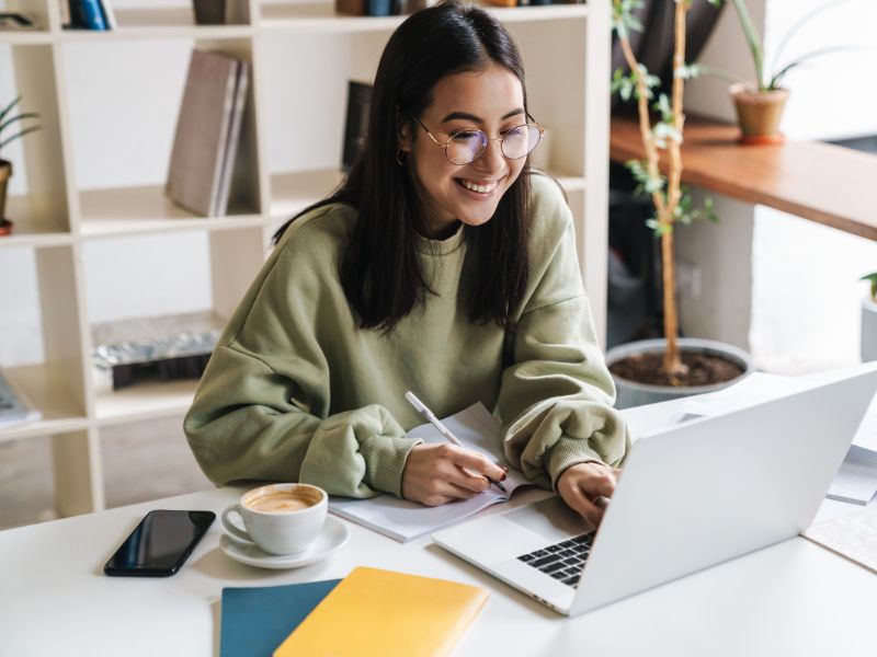 Thời gian học đại học từ xa CNTT: Lộ trình chuẩn nhất