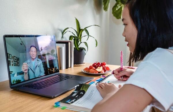 dai-hoc-tu-xa-nganh-ngon-ngu-anh-5