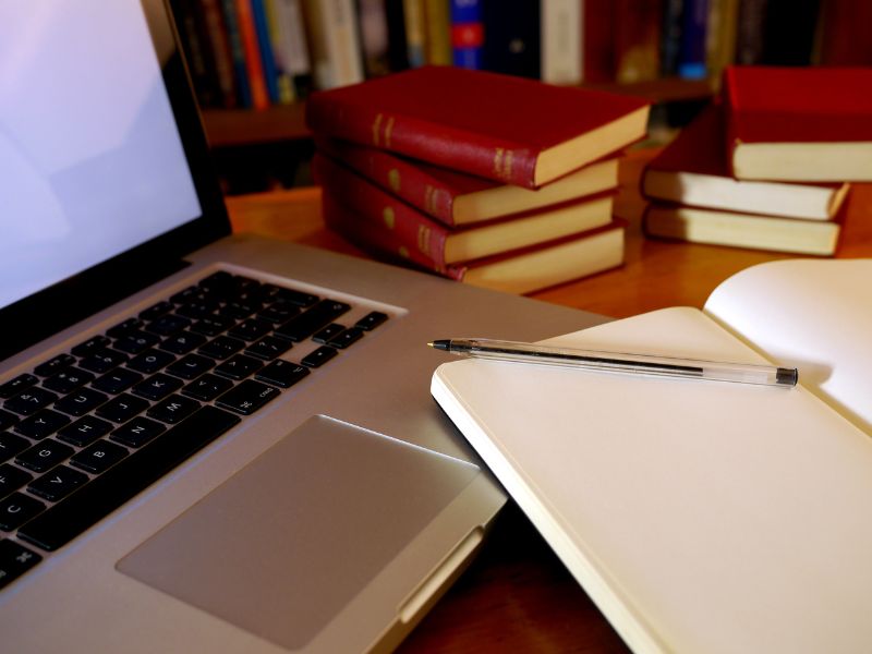 dai-hoc-tu-xa-nganh-quan-tri-kinh-doanh-1