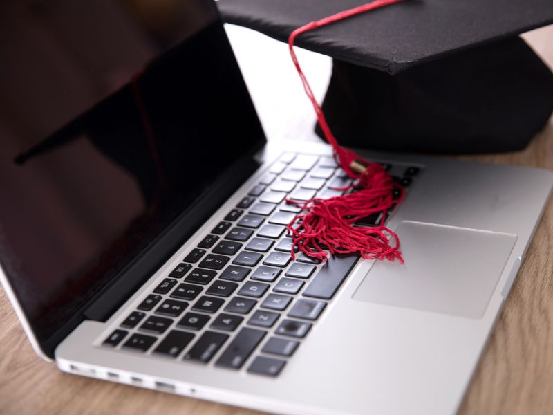 dai-hoc-tu-xa-nganh-quan-tri-kinh-doanh-5