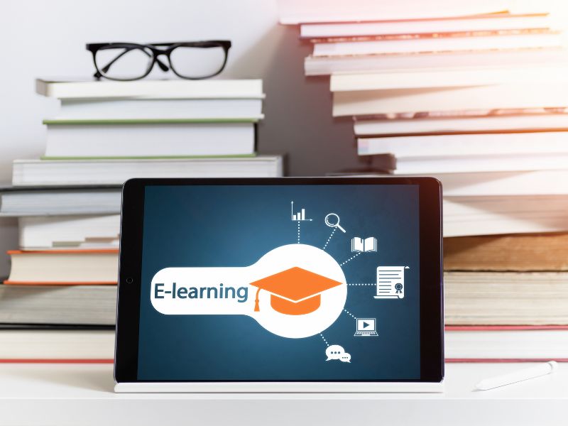 dai-hoc-tu-xa-nganh-quan-tri-kinh-doanh-6