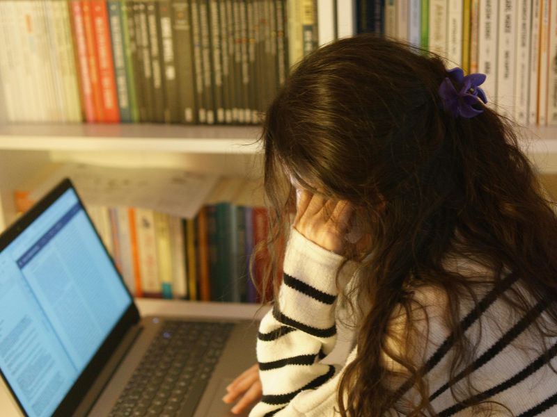 hoc-dai-hoc-tu-xa-qtkd-cho-nguoi-di-lam-2