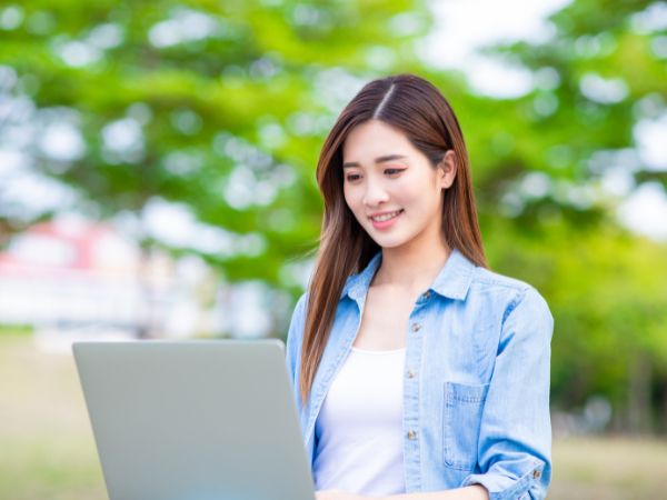 so-sanh-dai-hoc-tu-xa-quan-tri-kinh-doanh-va-chinh-quy-1