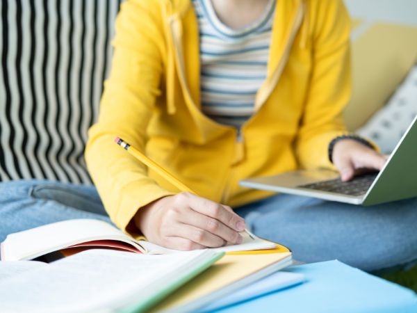 thang-tien-su-nghiep-hoc-ngon-ngu-anh-tu-xa-3