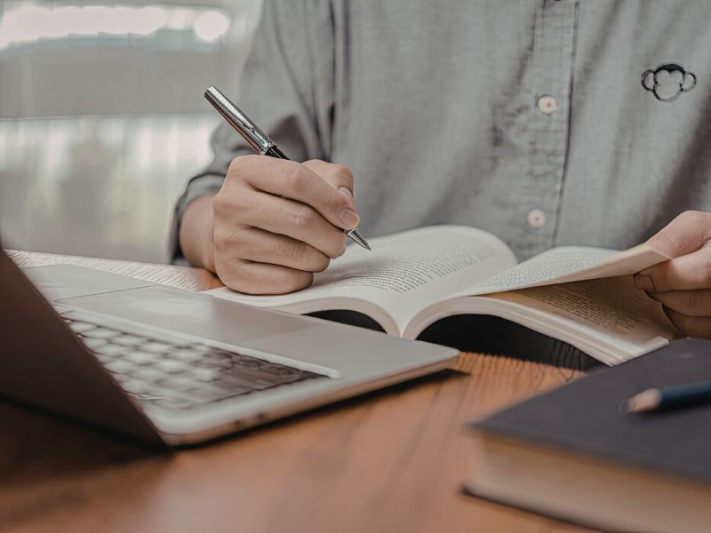 thoi-gian-hoc-dai-hoc-tu-xa-quan-tri-kinh-doanh-4