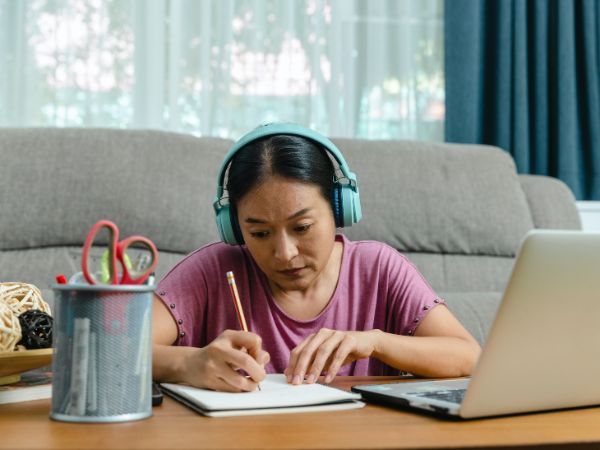 viec-lam-sau-dai-hoc-tu-xa-ngon-ngu-anh-4