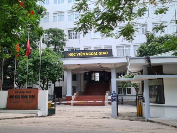 ngon-ngu-anh-hoc-truong-nao-o-ha-noi-2