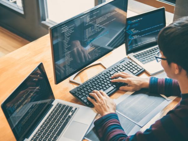 full-stack-developer-la-gi-2